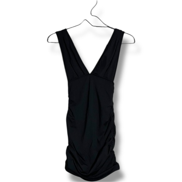 Unbranded Stretchy and Rouched on Sides Stylish Black V-Neck Bodycon Dress - Picture 14 of 16